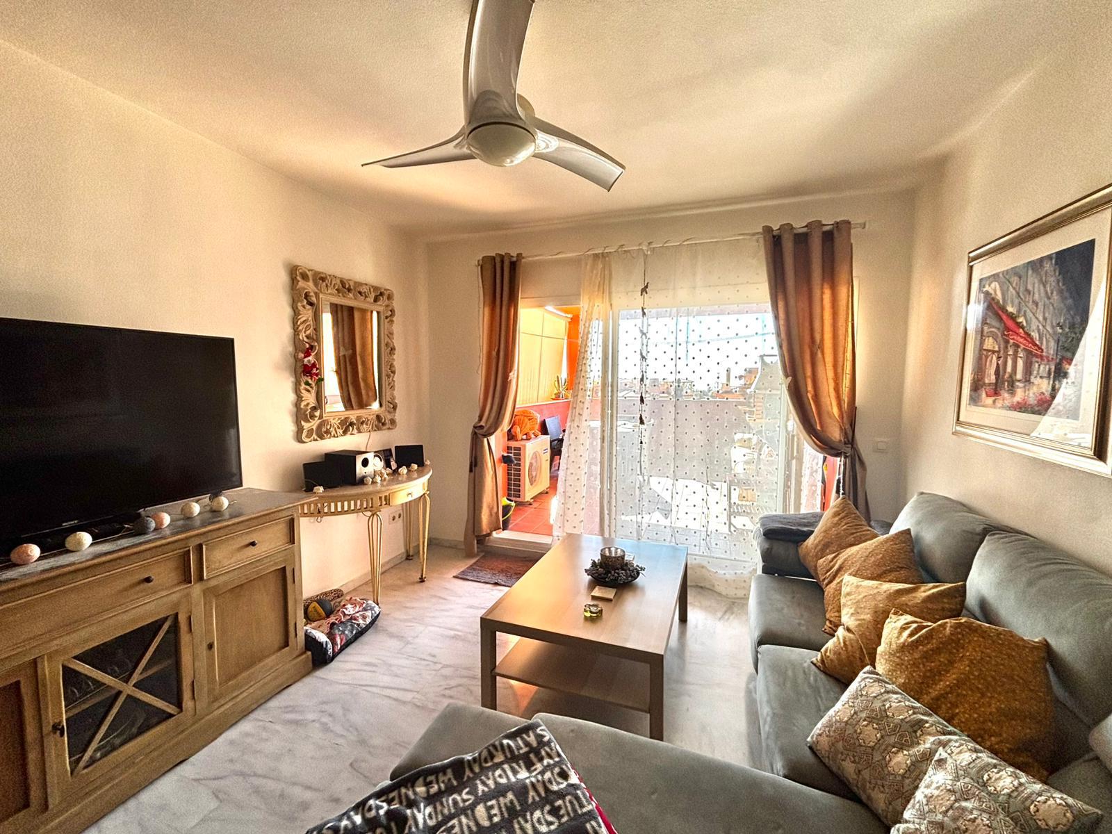 Imagen 6 Piso en venta en Marbella / Urb. La Reserva de Marbella, entre Elviria y Cabopino