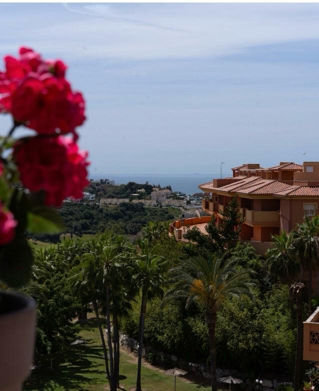 Imagen 32 Piso en venta en Marbella / Urb. La Reserva de Marbella, entre Elviria y Cabopino