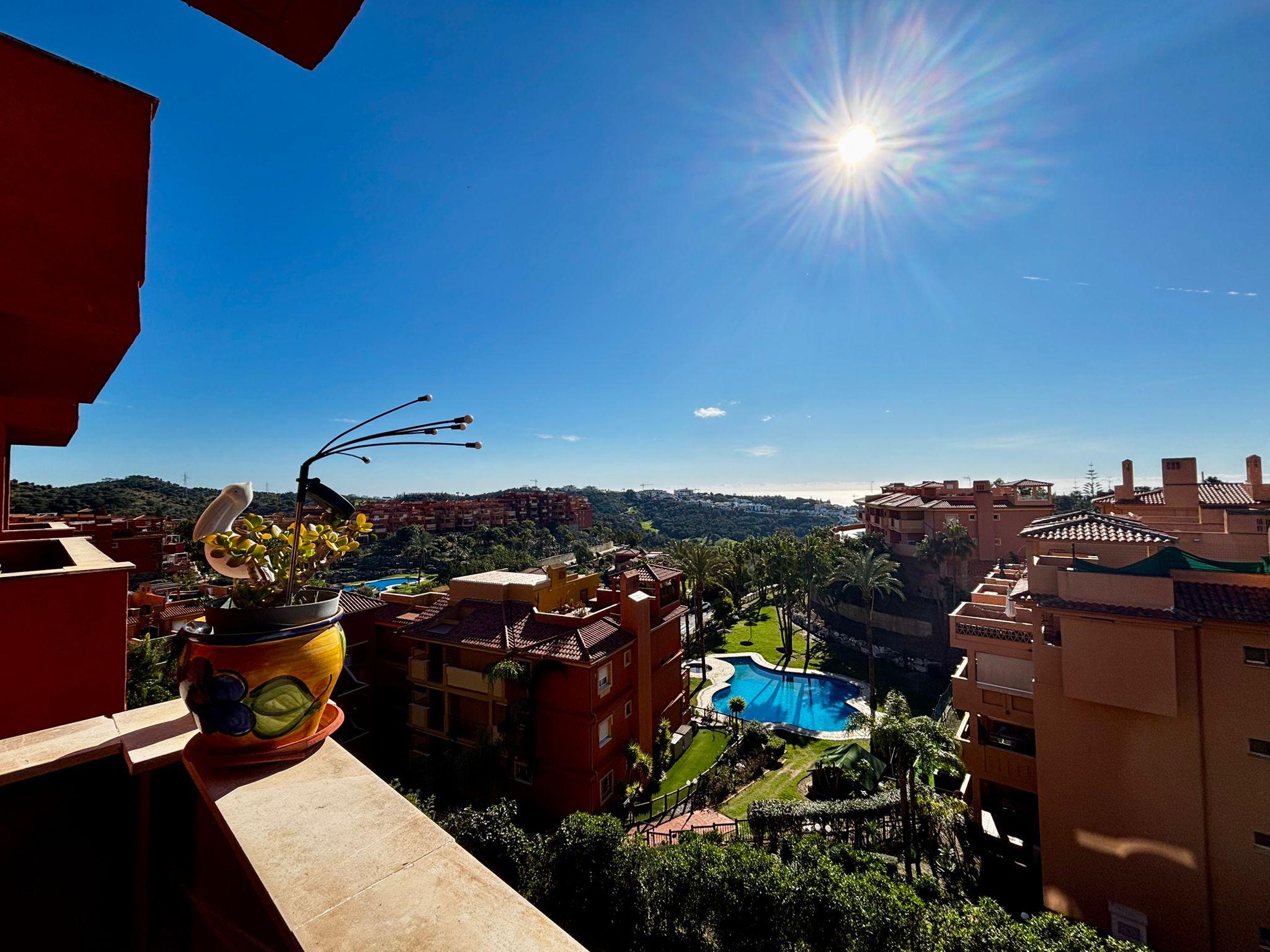 Imagen 11 Piso en venta en Marbella / Urb. La Reserva de Marbella, entre Elviria y Cabopino