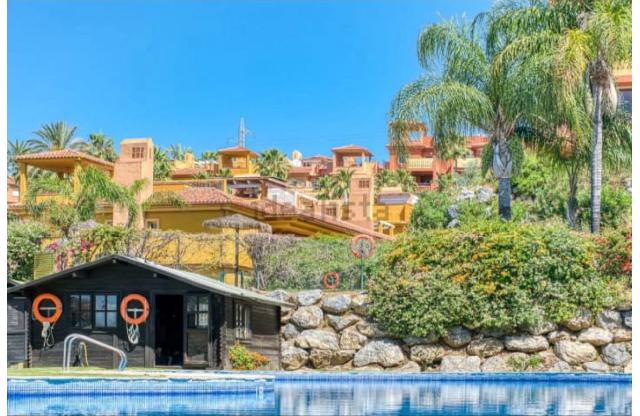 Imagen 30 Inmueble 299788 - Piso en venta en Marbella / Urb. La Reserva de Marbella, entre Elviria y Cabopino