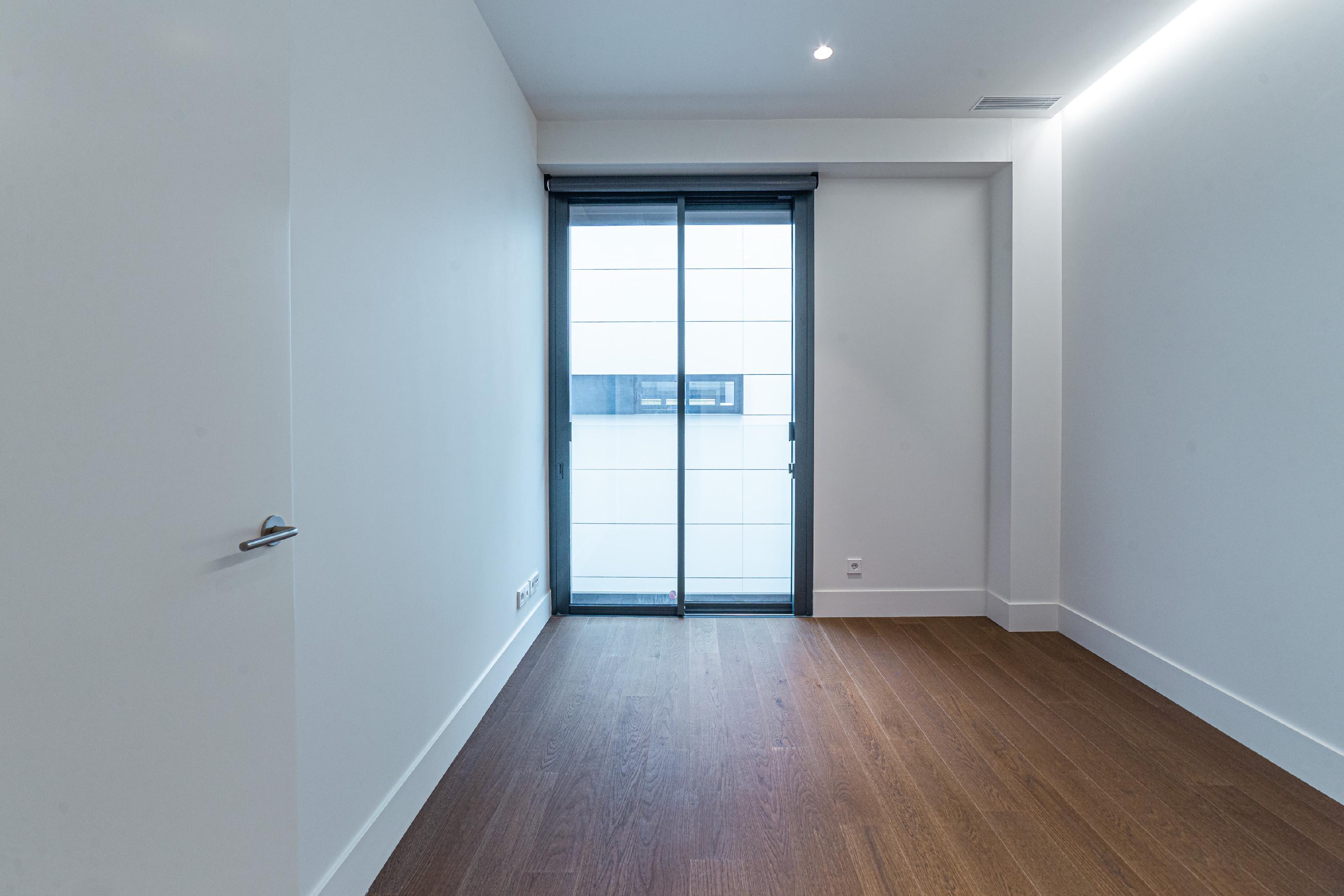 Imagen 13 Ático en venta en Barcelona / Via Augusta - Julián Romea 