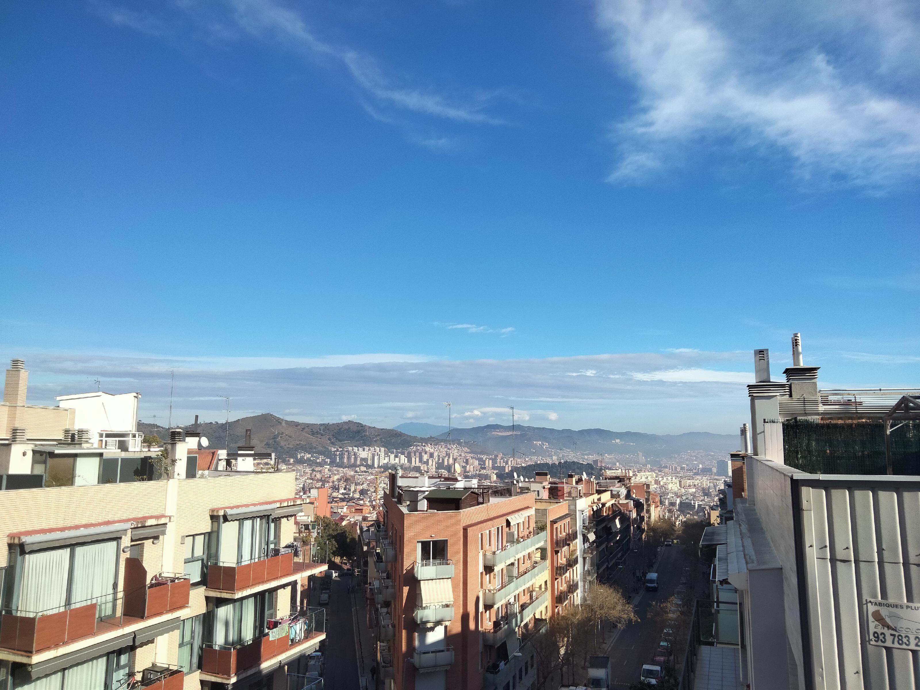 Imagen 19 Piso en venta en Barcelona / Junto metro Teixonera