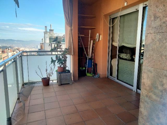 Imagen 1 Inmueble 290420 - Piso en venta en Barcelona / Llobregós -  C. Batet