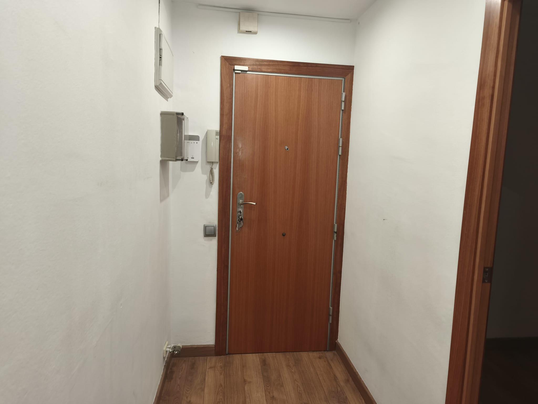 Imagen 17 Piso en venta en Barcelona / Pou junto Tissó