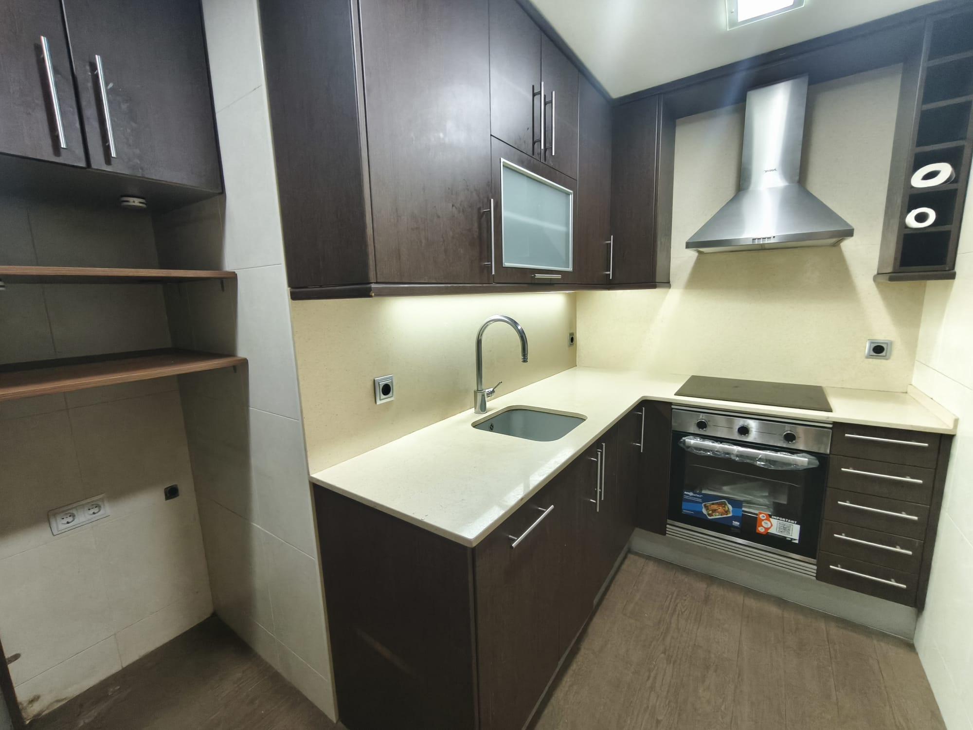 Imagen 5 Piso en venta en Barcelona / Pou junto Tissó