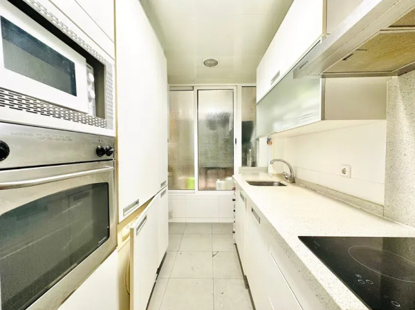 Imagen 15 Inmueble 294682 - Piso en venta en Barcelona / En plena Plaça del Guinardó.