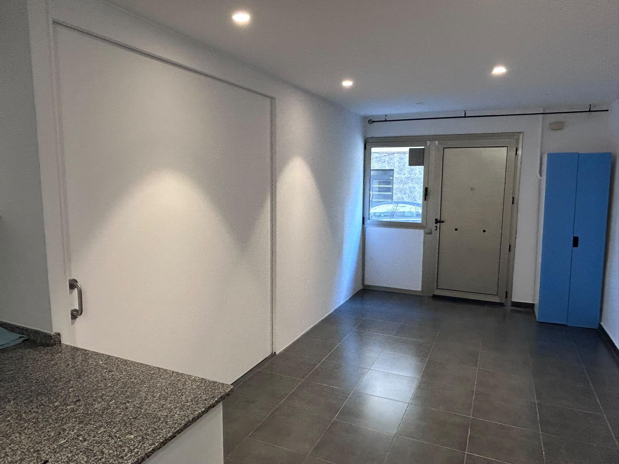 Imagen 9 Piso en venta en Cornellà De Llobregat / Marià Benlliure - Av. de les Flors