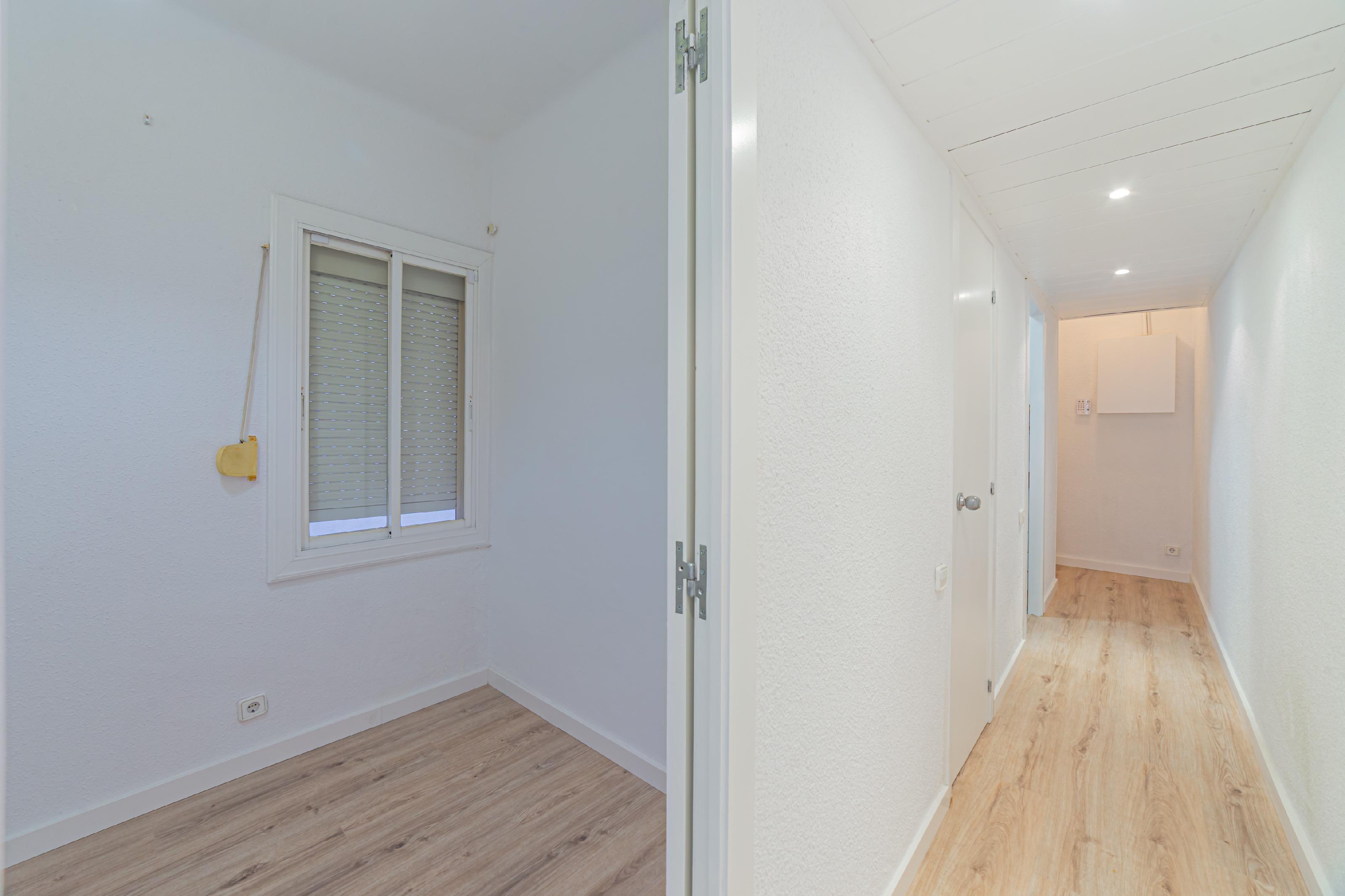 Imagen 16 Piso en venta en Barcelona / Roger - Portbou