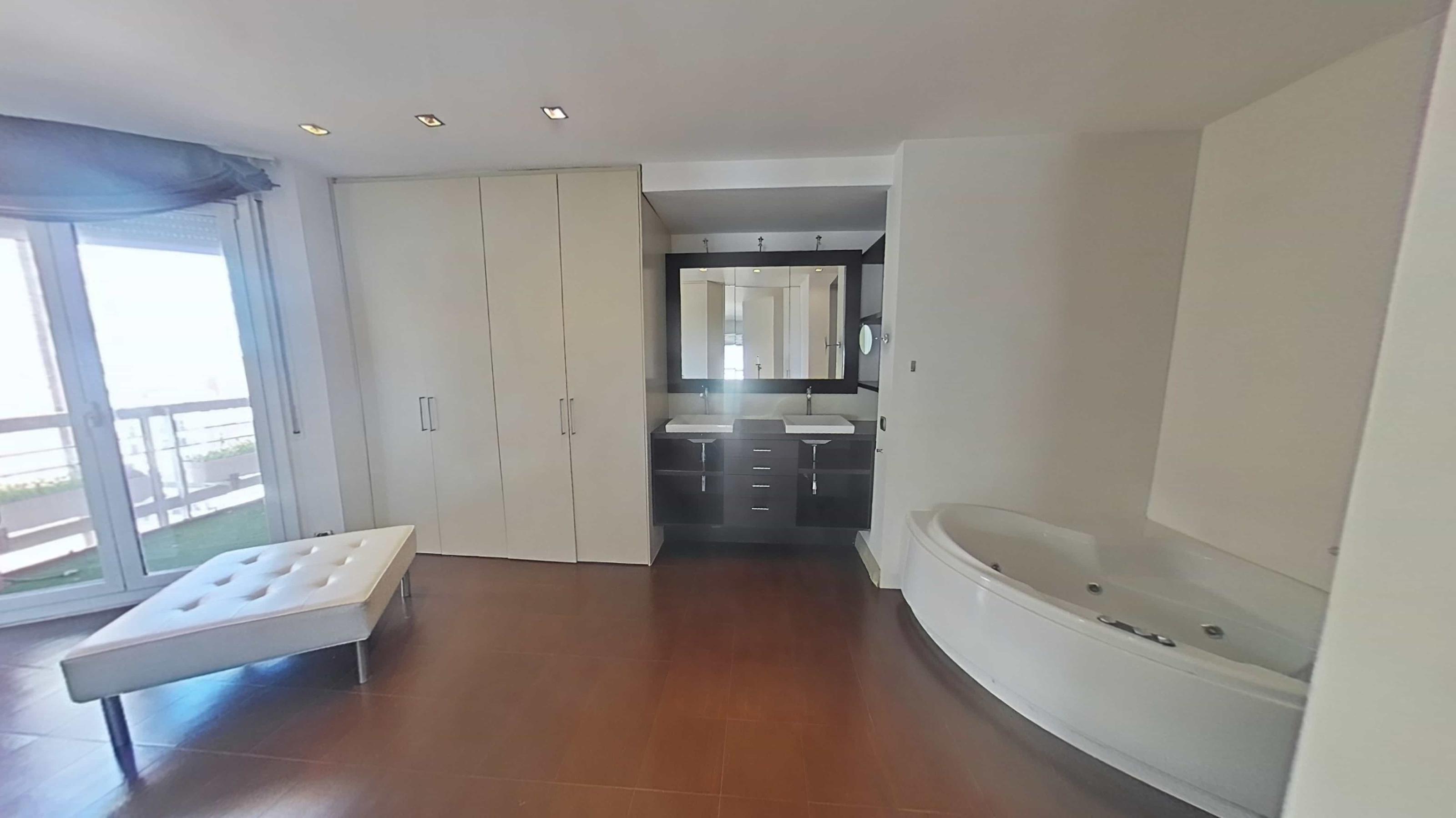 Imagen 2 Dúplex en venta en Barcelona / Travesera de Dalt - Rabassa