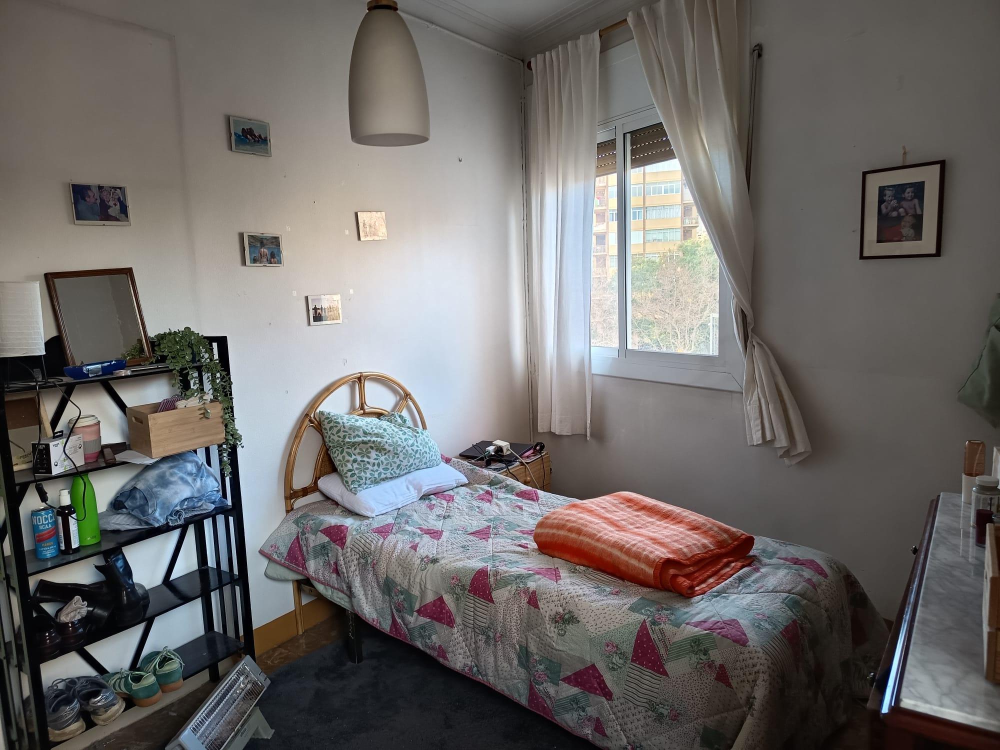 Imagen 3 Piso en venta en Barcelona / Sant Pau - Paral.lel