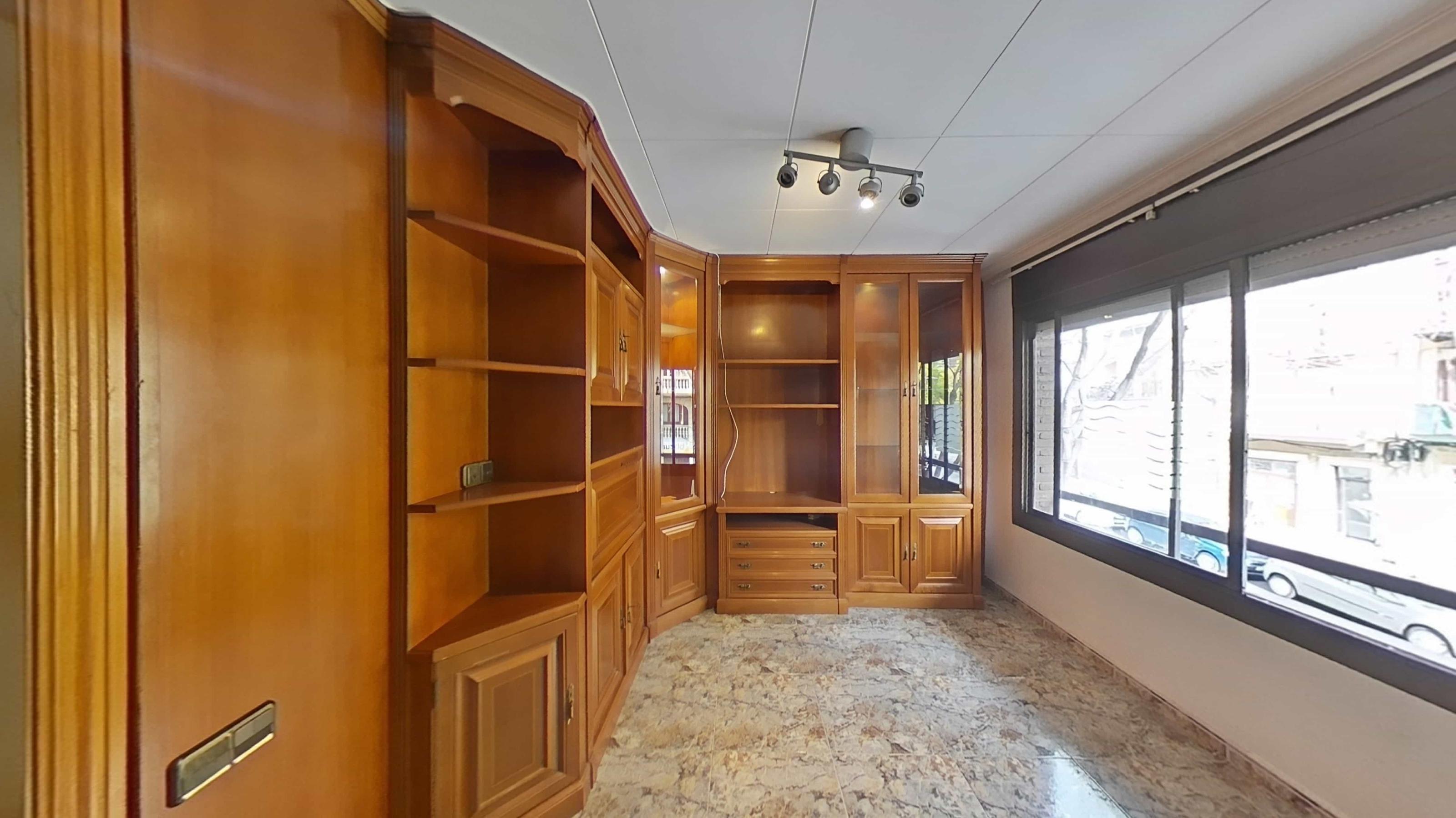 Imagen 2 Piso en venta en Barcelona / Lepant - Casp