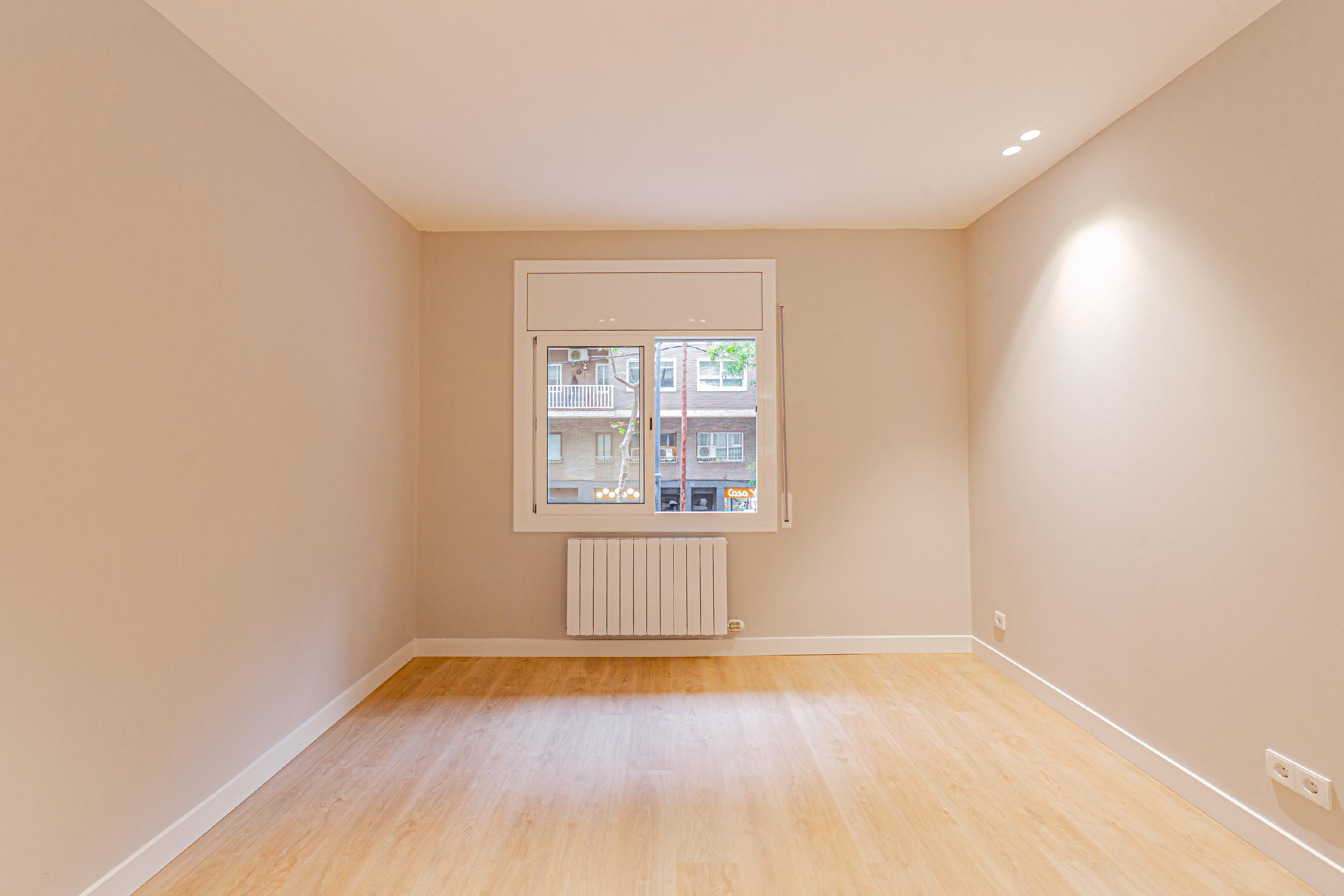 Imagen 4 Piso en venta en Barcelona / Padilla - Travessera de Gràcia