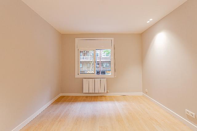 Imagen 4 Inmueble 299122 - Piso en venta en Barcelona / Padilla - Travessera de Gràcia
