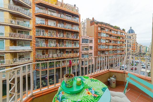Imagen 2 Inmueble 299727 - Piso en venta en Barcelona / Balmes - Plaça del Putxet