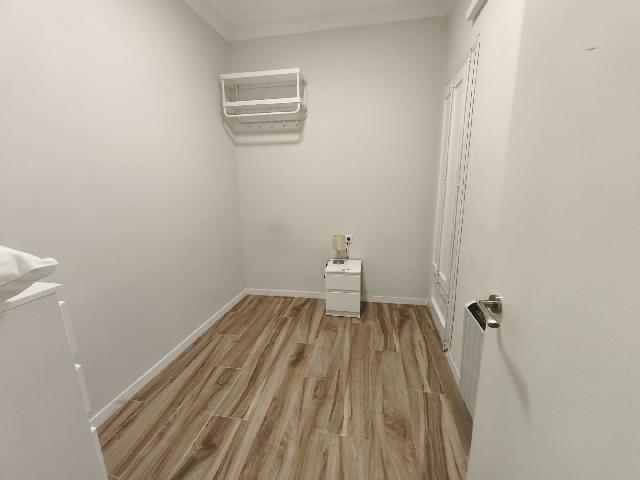 Imagen 7 Inmueble 300855 - Piso en venta en Barcelona / Felip ll - Garcilaso