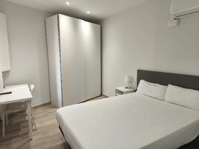 Imagen 16 Inmueble 300856 - Piso en venta en Barcelona / Felip ll - Garcilaso