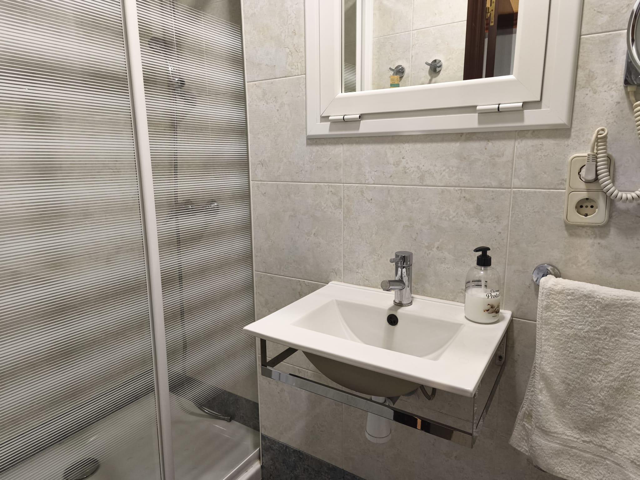 Imagen 14 Planta Baja en venta en Barcelona / Fontova - Degà Bahí