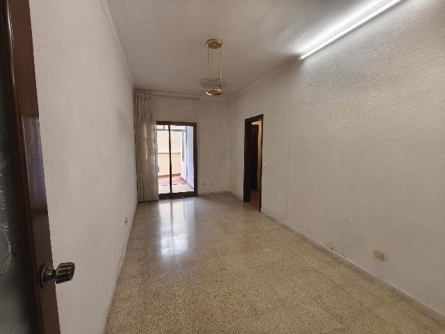 Imagen 2 Inmueble 301044 - Planta Baja en venta en Barcelona / Fontova - Degà Bahí