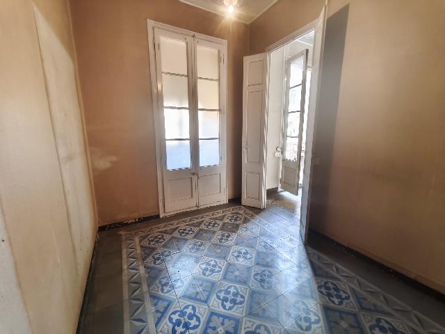 Imagen 5 Inmueble 302251 - Piso en venta en Barcelona / Sardenya - Plaça Sagrada Familia