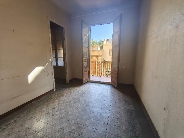 Imagen 1 Inmueble 302251 - Piso en venta en Barcelona / Sardenya - Plaça Sagrada Familia