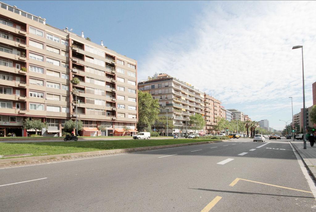 Imagen 30 Piso en venta en Barcelona / Av. Roma - Tarragona