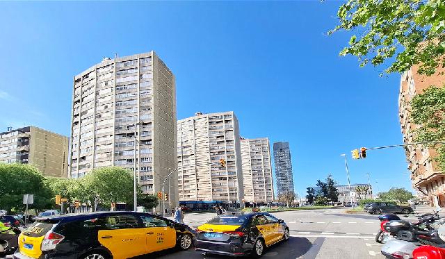 Imagen 33 Inmueble 302269 - Piso en venta en Barcelona / Av. Roma - Tarragona