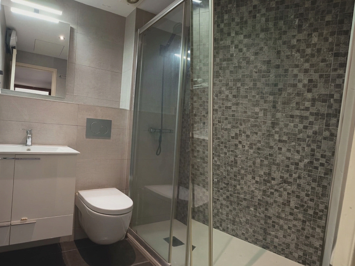 Imagen 5 Piso en venta en Barcelona / Canalejas -  Carreras Candi