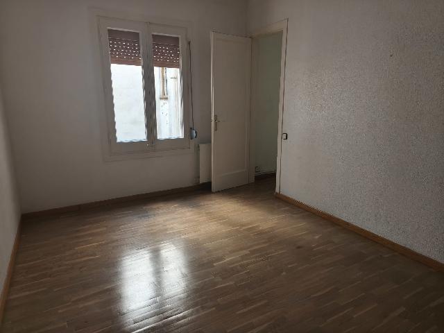Imagen 11 Inmueble 303073 - Piso en venta en Barcelona / Gaiarre - Plaça de la Vidriera