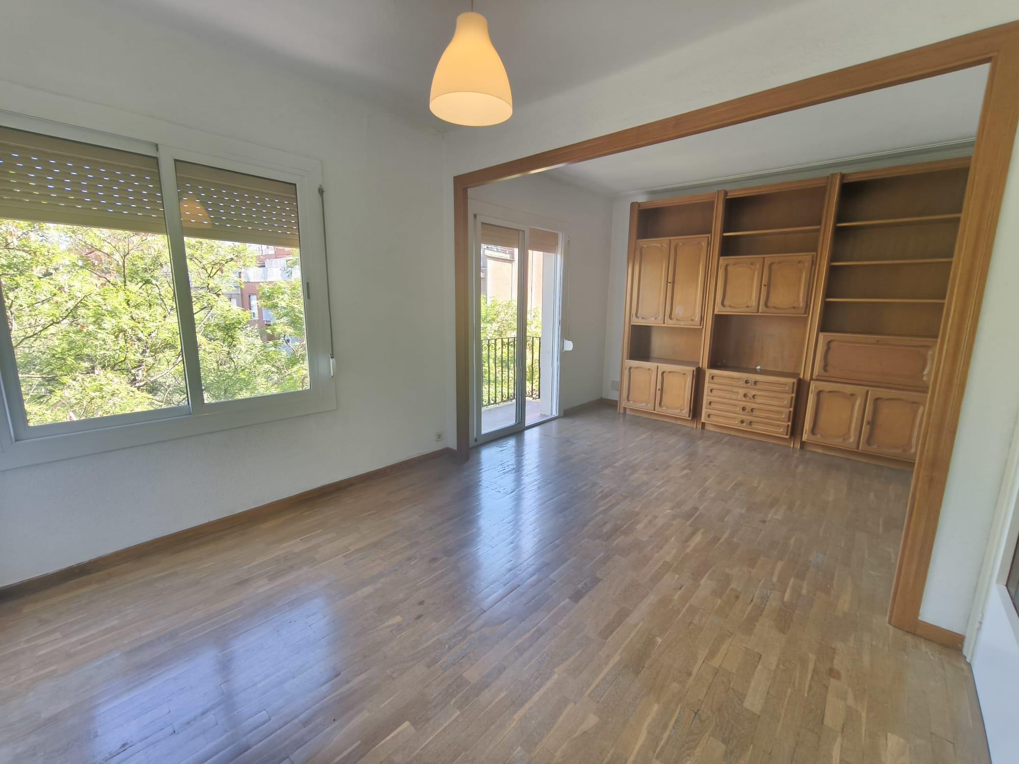 Imagen 1 Piso en venta en Barcelona / Gaiarre - Plaça de la Vidriera