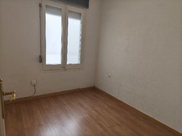 Imagen 12 Inmueble 303073 - Piso en venta en Barcelona / Gaiarre - Plaça de la Vidriera