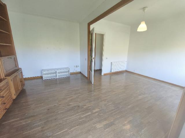 Imagen 15 Inmueble 303073 - Piso en venta en Barcelona / Gaiarre - Plaça de la Vidriera