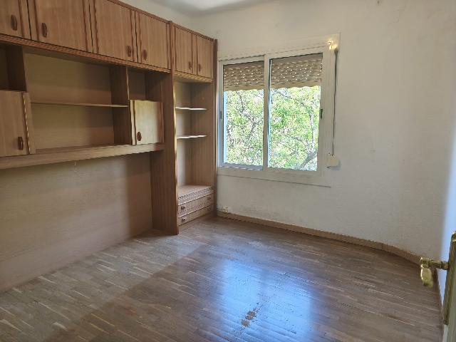 Imagen 16 Inmueble 303073 - Piso en venta en Barcelona / Gaiarre - Plaça de la Vidriera