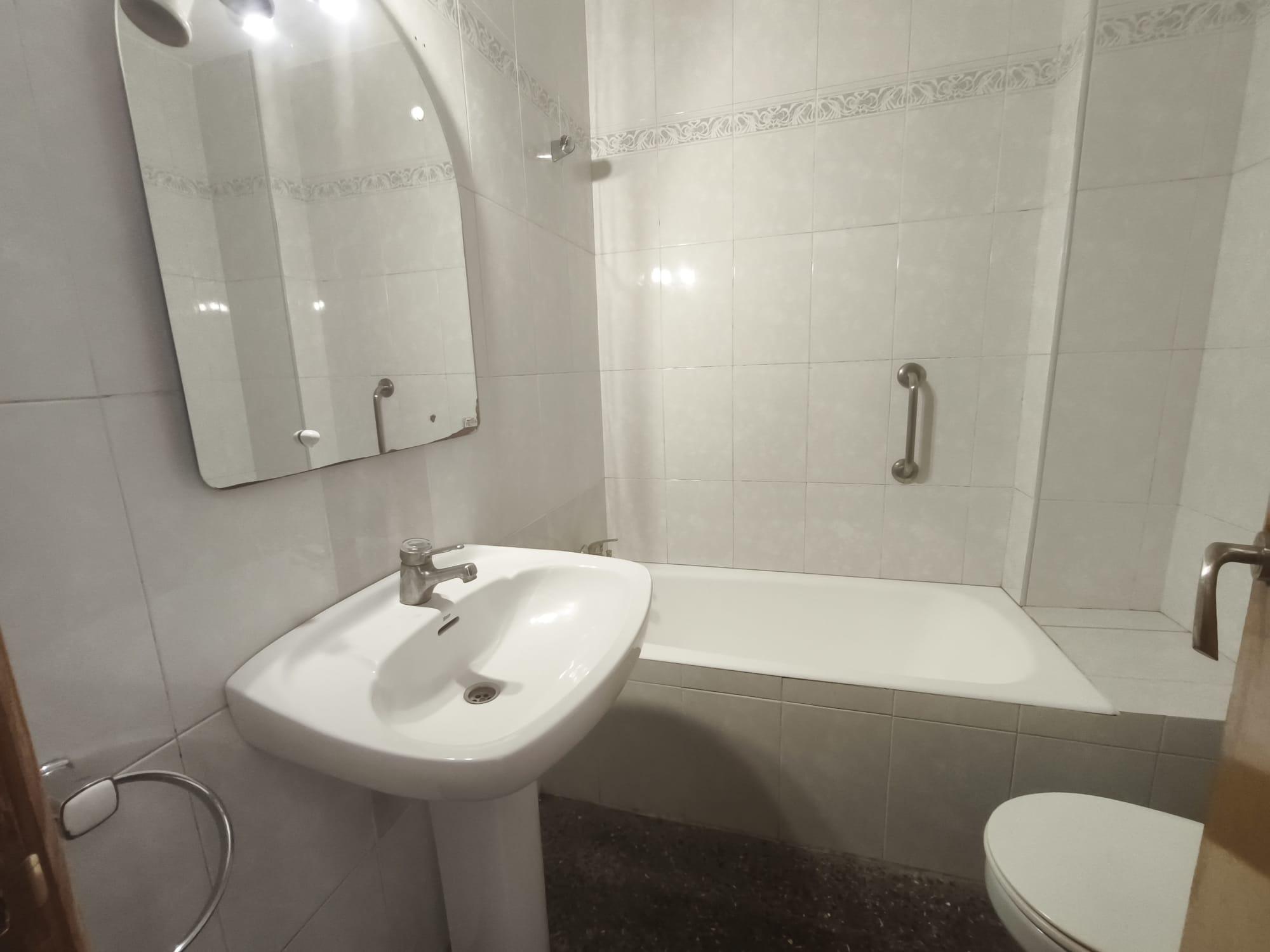 Imagen 5 Piso en venta en Barcelona / Rosselló - Cartagena