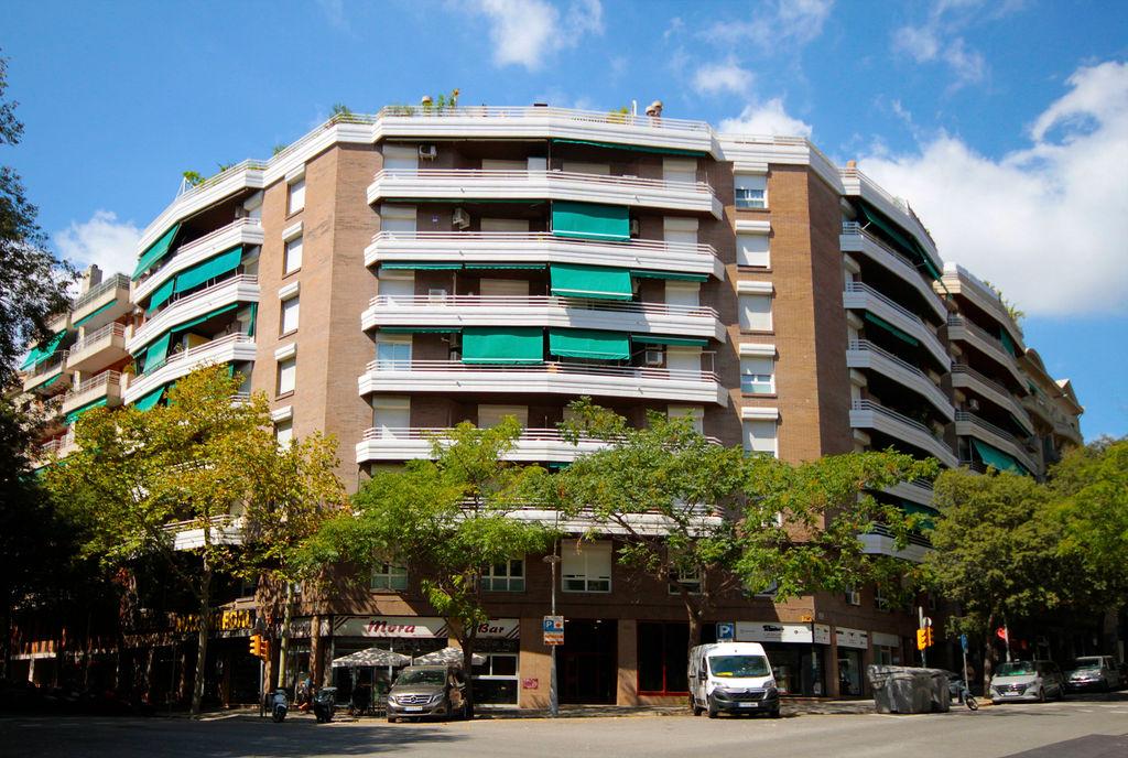 Imagen 34 Piso en venta en Barcelona / Rosselló - Castillejos