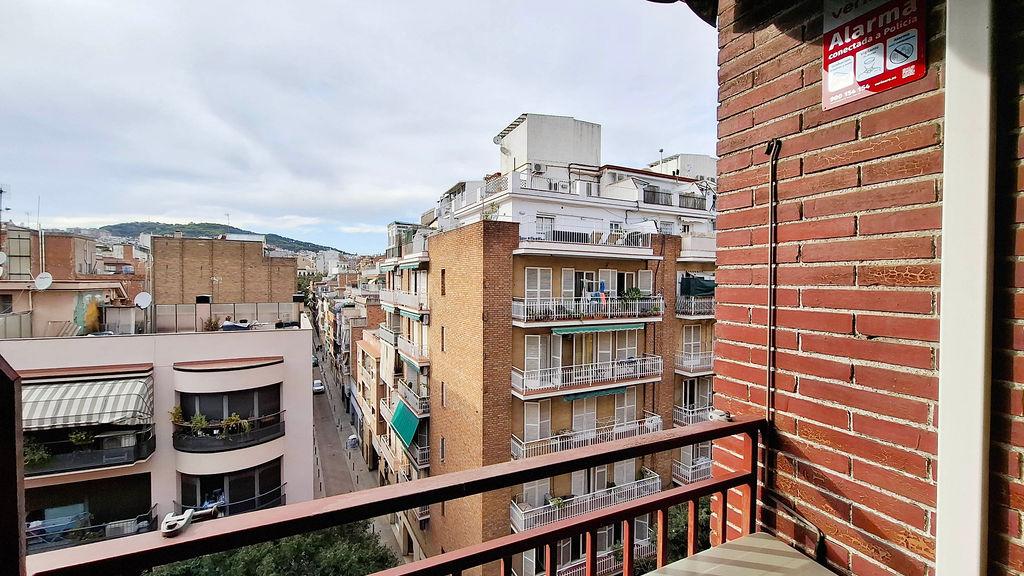 Imagen 4 Piso en venta en Barcelona / Degà Bahí - Rogent