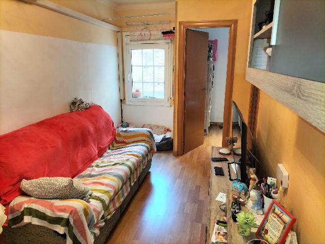 Imagen 1 Inmueble 305095 - Piso en venta en Hospitalet De Llobregat (L´) / Junto calle Santiago Apostol
