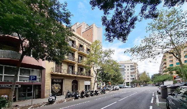 Imagen 36 Inmueble 305299 - Piso en venta en Barcelona / Rosselló - Nàpols