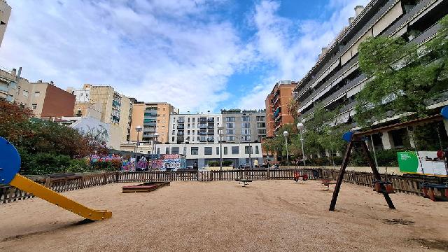 Imagen 34 Inmueble 305299 - Piso en venta en Barcelona / Rosselló - Nàpols