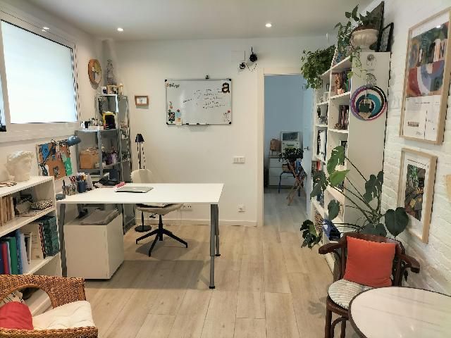 Imagen 2 Inmueble 306332 - Local Comercial en venta en Barcelona / Garrotxa - Plaça Maragall