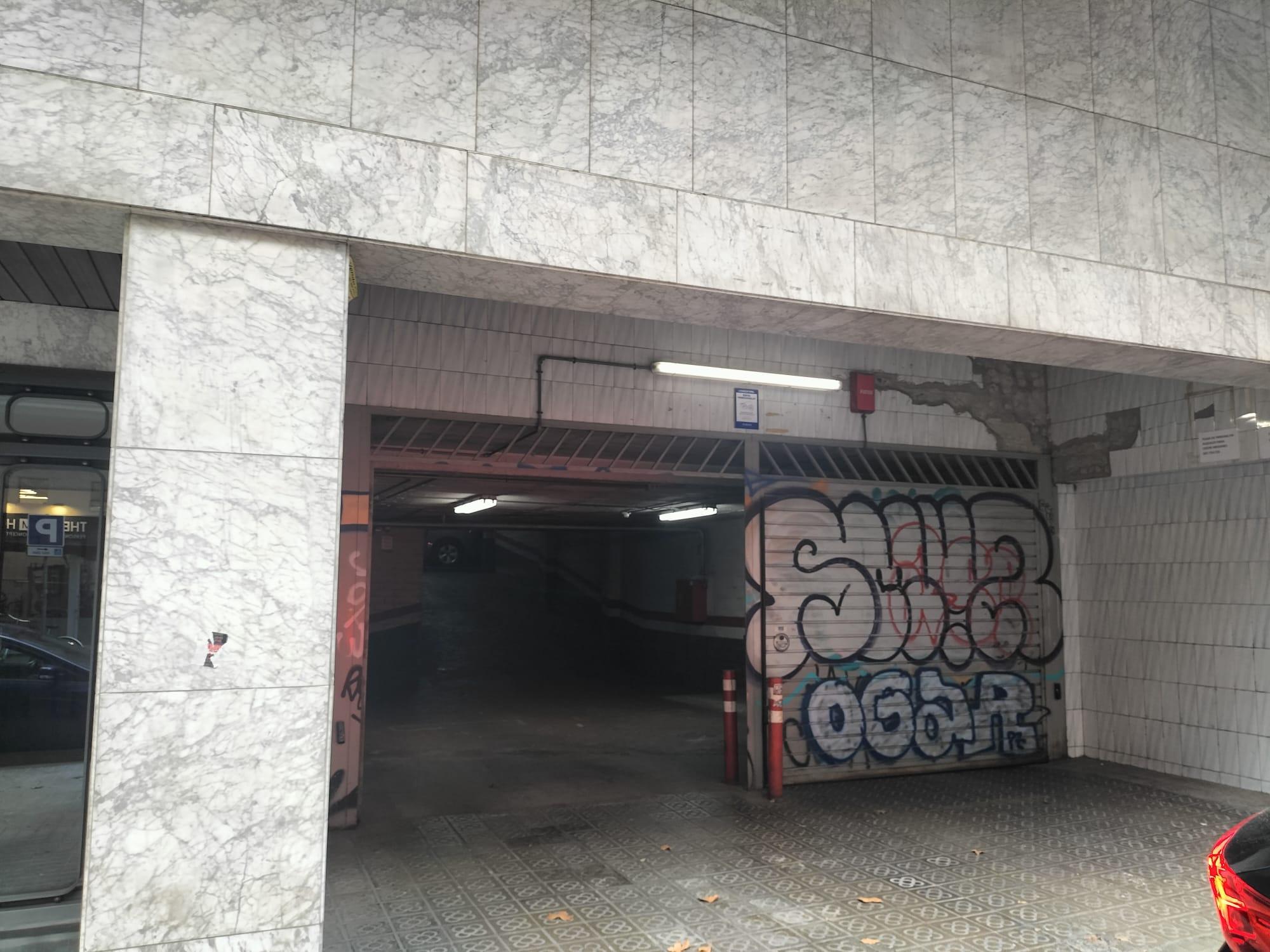 Imagen 4 Parking Coche en venta en Barcelona / Roger de Flor - Diputació