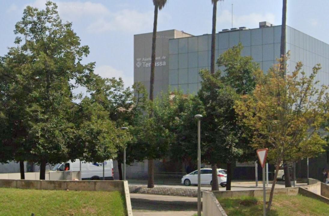 Imagen 1 Piso en venta en Terrassa / A lado de la oficina del Soc