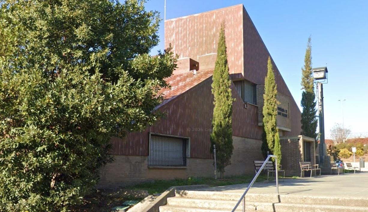Imagen 3 Casa Adosada en venta en Terrassa / Junto plaça segle xx