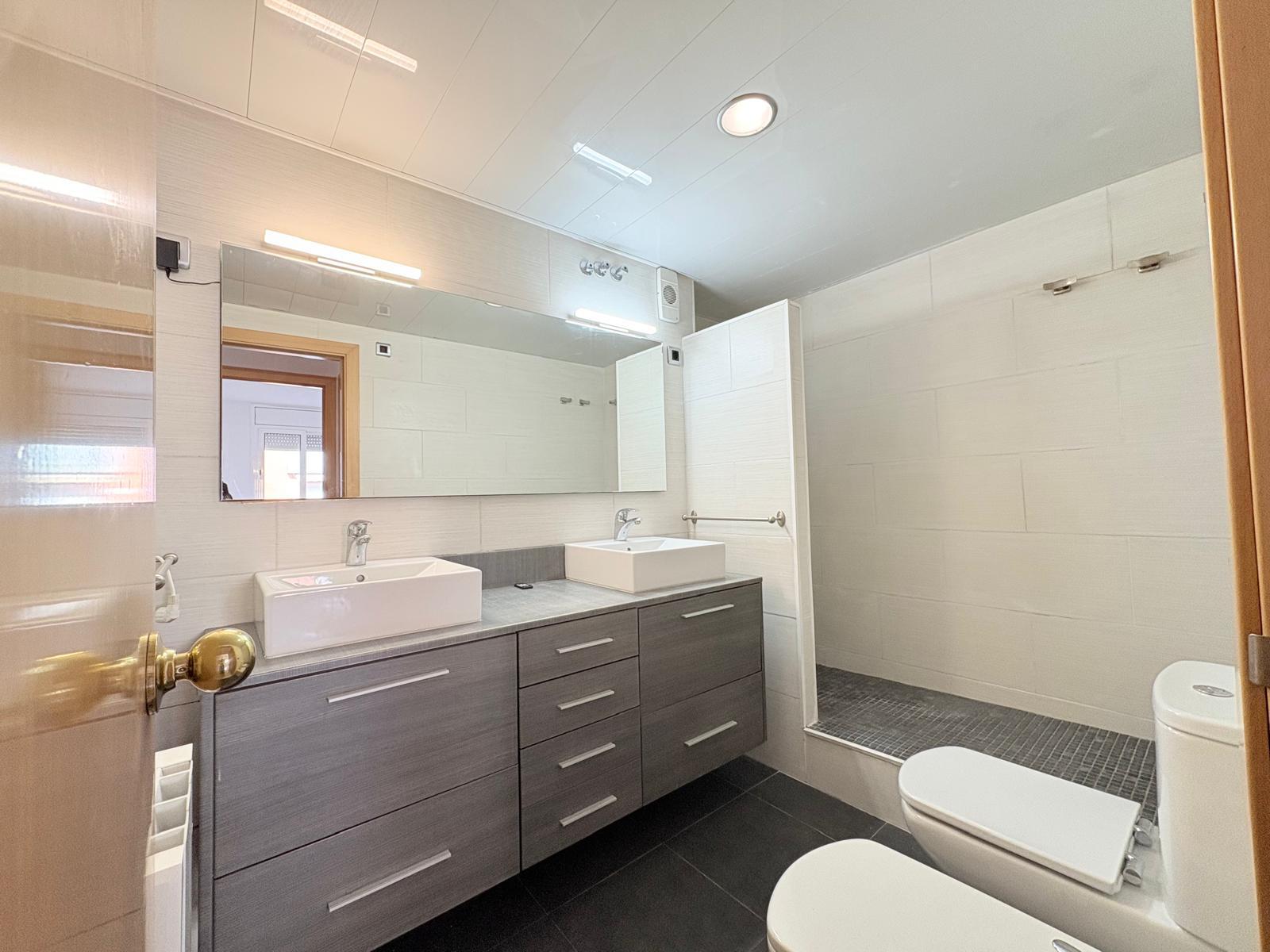 Imagen 26 Piso en venta en Terrassa / A 5 minutos Estacio Renfe Est