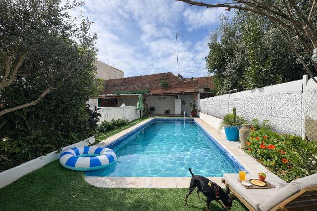 Imagen 1 Inmueble 298745 - Casa en venta en Terrassa / Junto a Parc de Vallparadis sud