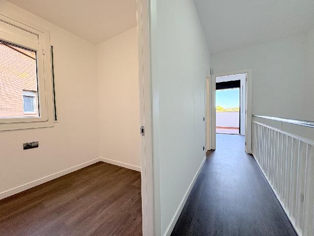 Imagen 9 Inmueble 298819 - Casa Adosada en venta en Terrassa / Casa adosada a estrenar en Can Palet de Vistalegre