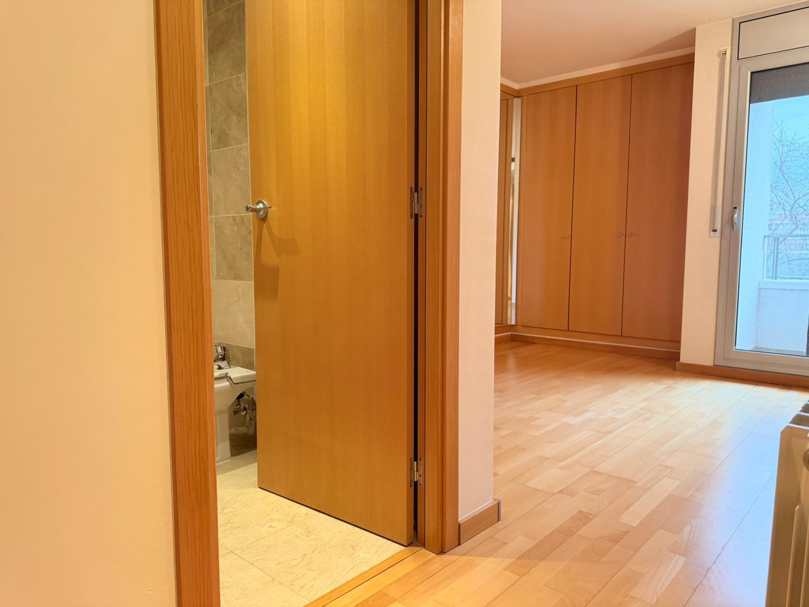 Imagen 18 Piso en venta en Terrassa / Junto al  Parc de Vallparadís