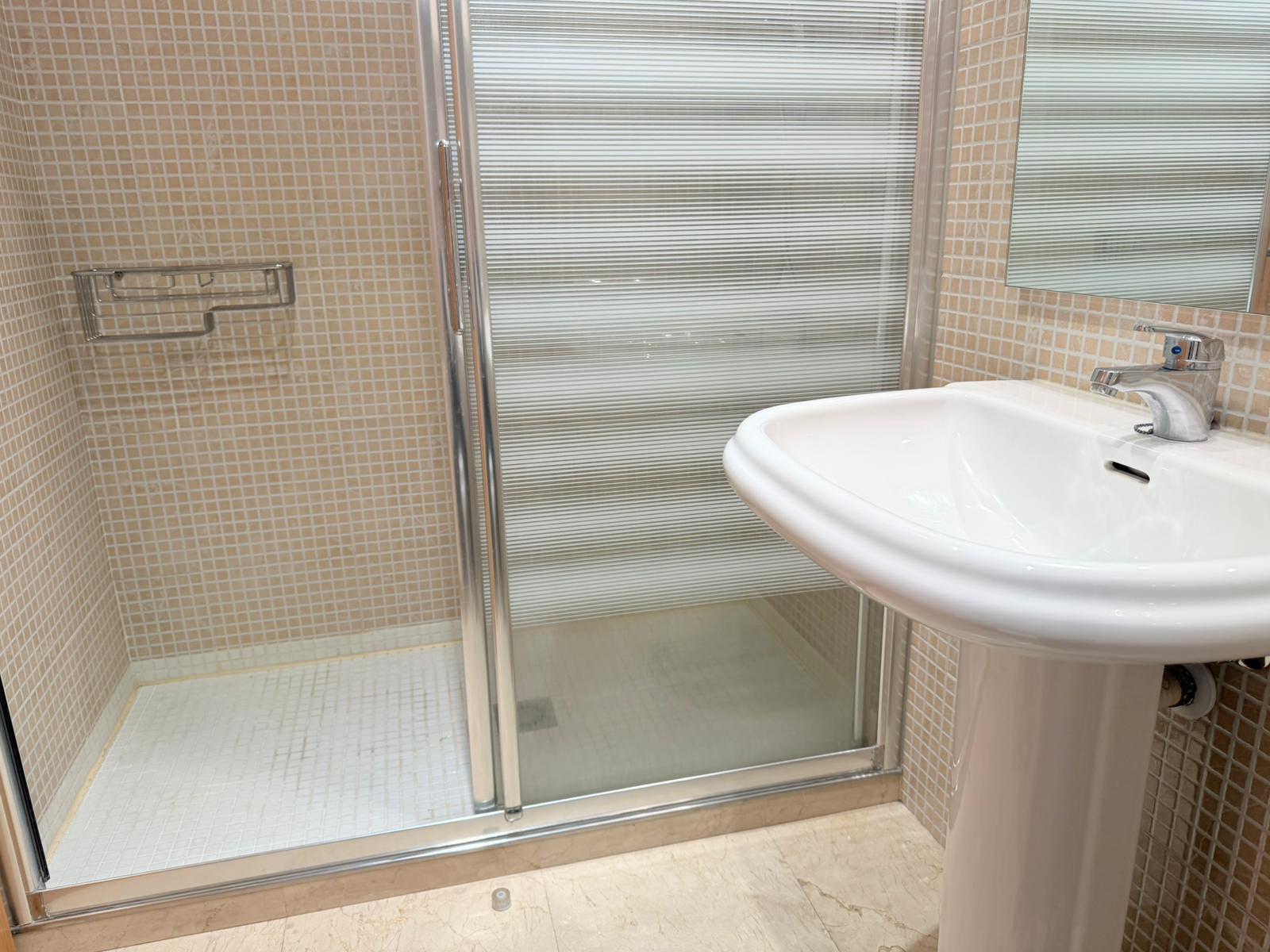 Imagen 17 Piso en venta en Terrassa / Junto al  Parc de Vallparadís