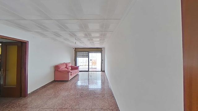 Imagen 8 Inmueble 299915 - Piso en venta en Terrassa / Junto Avinguda del Vallès y N-150