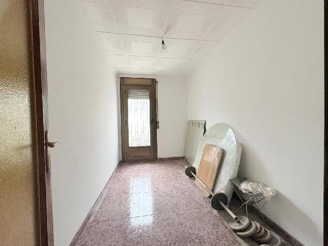 Imagen 6 Inmueble 299915 - Piso en venta en Terrassa / Junto Avinguda del Vallès y N-150
