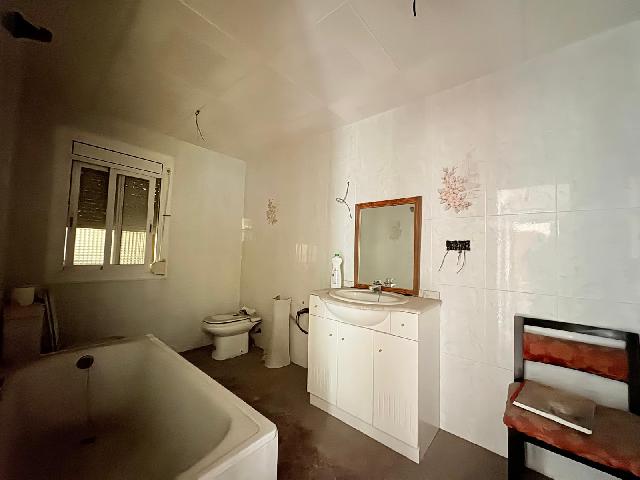 Imagen 7 Inmueble 299915 - Piso en venta en Terrassa / Junto Avinguda del Vallès y N-150